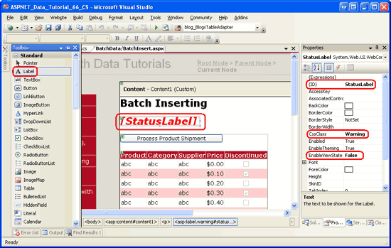 2 つのパネル コントロールの上に StatusLabel コントロールを配置する