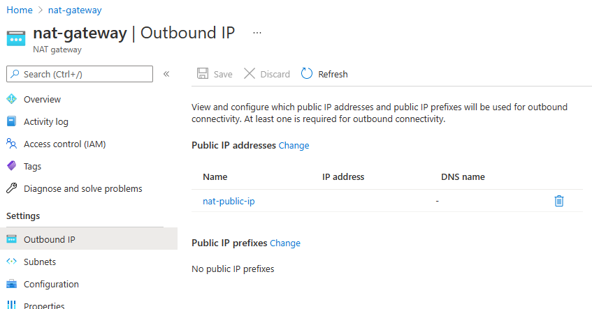 Azure portal での NAT ゲートウェイに対する [送信 IP] ペインのスクリーンショット。