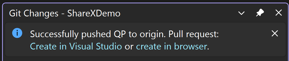 Git の [変更] ウィンドウのスクリーンショット。情報バー「QP が配信元に正常にプッシュされました。プルリクエスト: Visual Studio で作成するか、ブラウザーで作成します。」Visual Studio 2022。