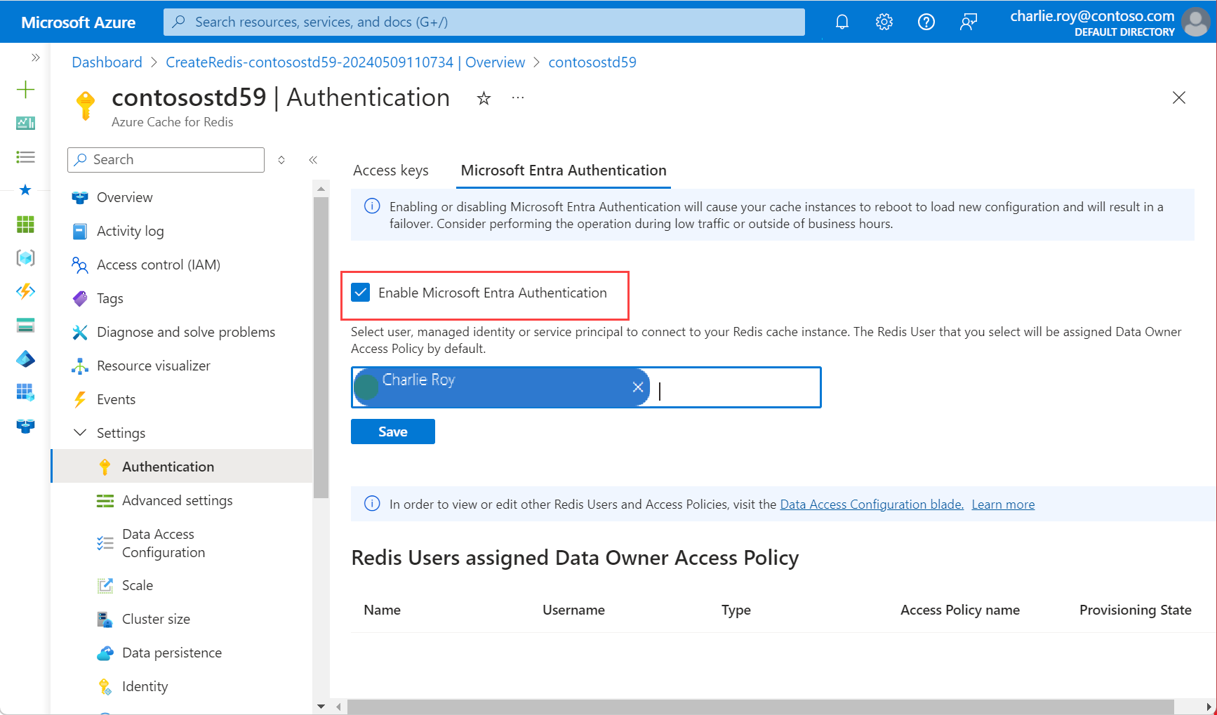 Schermopname waarin authenticatie is geselecteerd in het resourcemenu en het selectievakje voor het inschakelen van Microsoft Entra-verificatie zichtbaar is.
