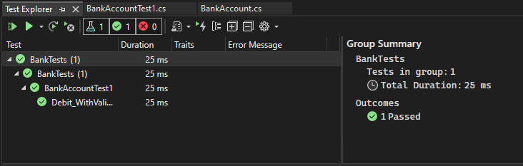 в Visual Studio 2019, показывающий пройденные тесты