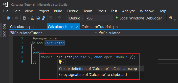 显示使用灯泡下拉列表选择“在 Calculator.cpp 中创建计算定义”的视频。