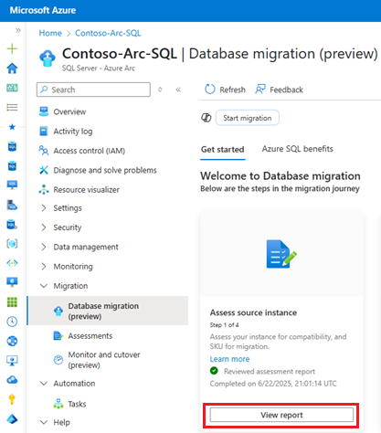Azure 门户中 SQL Server 实例的数据库迁移页的屏幕截图，其中突出显示了视图报表。