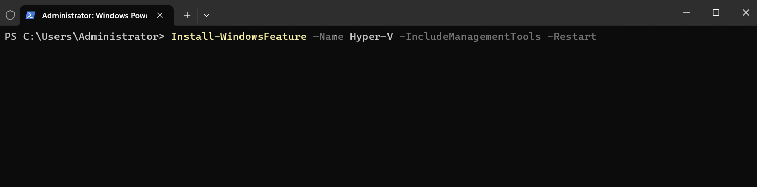 執行命令以在 Windows Server 中安裝 Hyper-V 之後，PowerShell 視窗的螢幕快照。